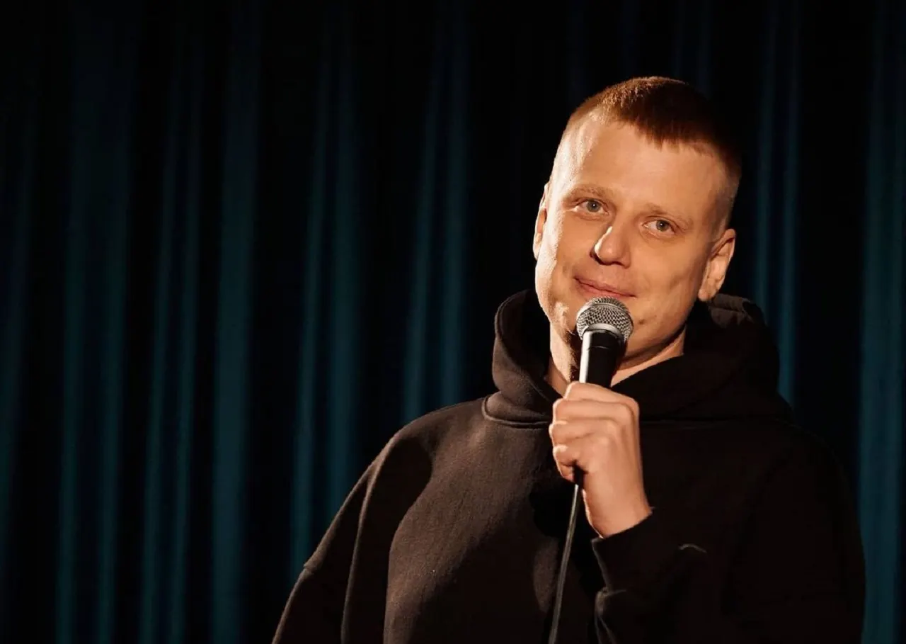 Слава Комиссаренко на 2 дня пропал из трендов YouTube. Все из-за одной шутки в концерте