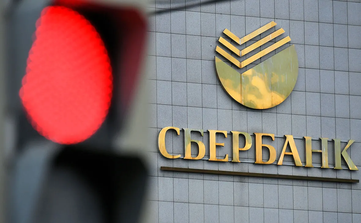 Теперь брать в долг у друзей можно через «Сбербанк». Как работает новая функция?
