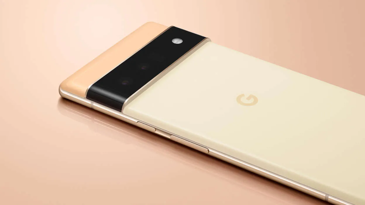 Google Pixel 6 отдают со скидкой на Маркете. Это главный конкурент iPhone 13