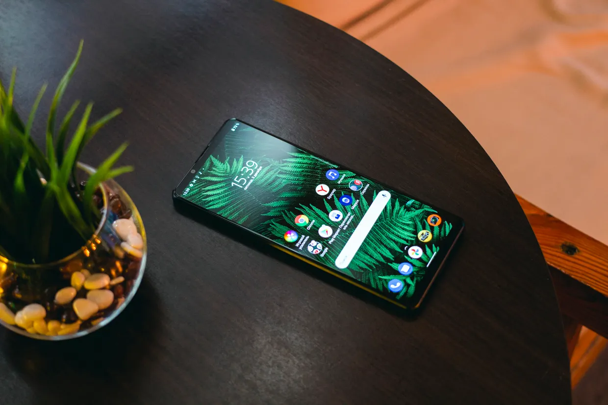 Sony Xperia 1 III – лучший камерофон. Но у него есть и другие преимущества