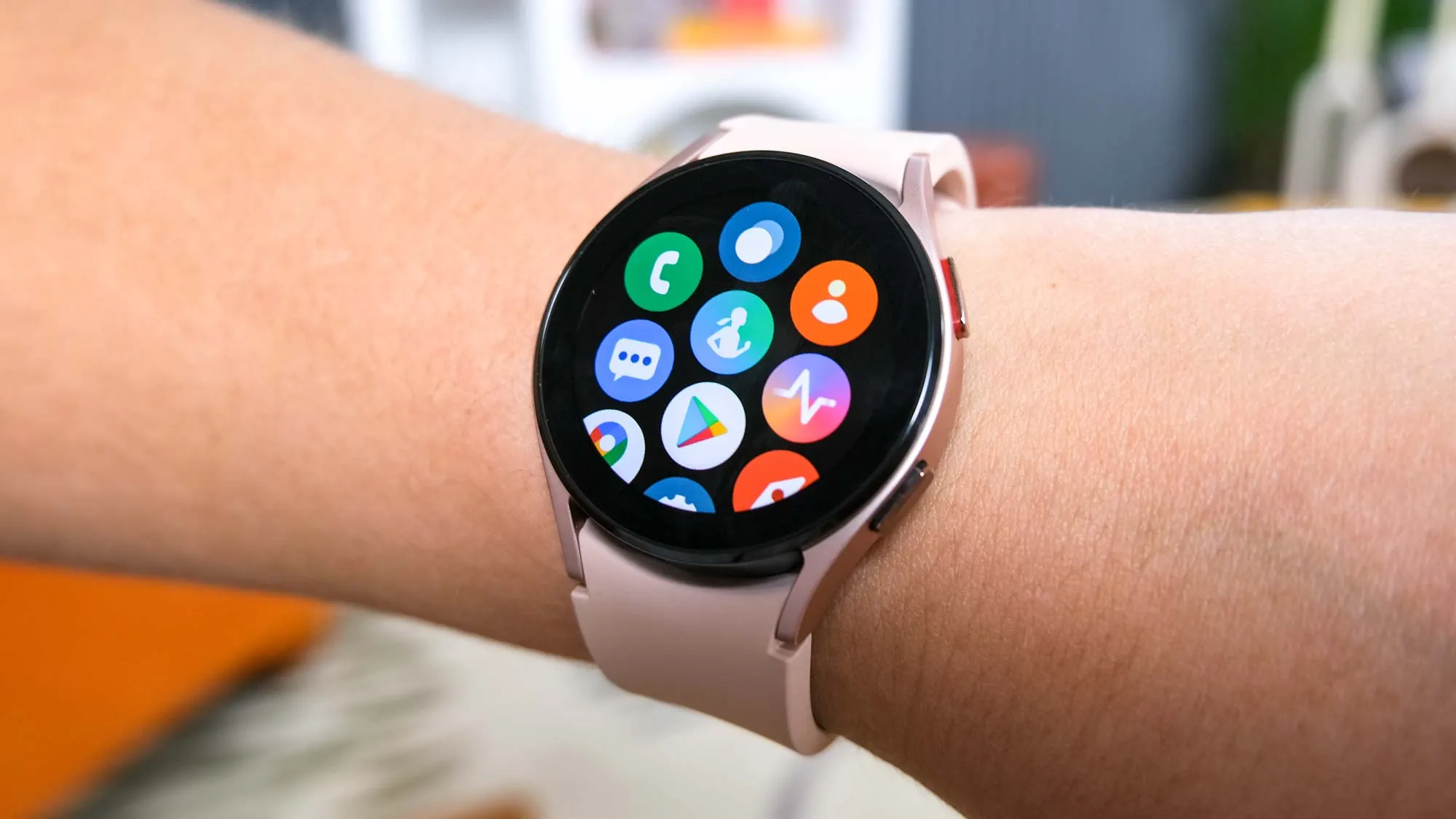 Samsung Galaxy Watch 4 рухнули в цене на Али. Они умеют практически все