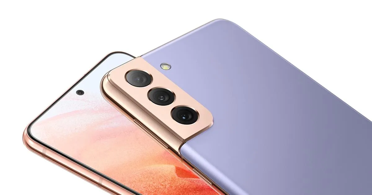 Пора брать Samsung Galaxy S21. Эталонные флагманы рекордно подешевели