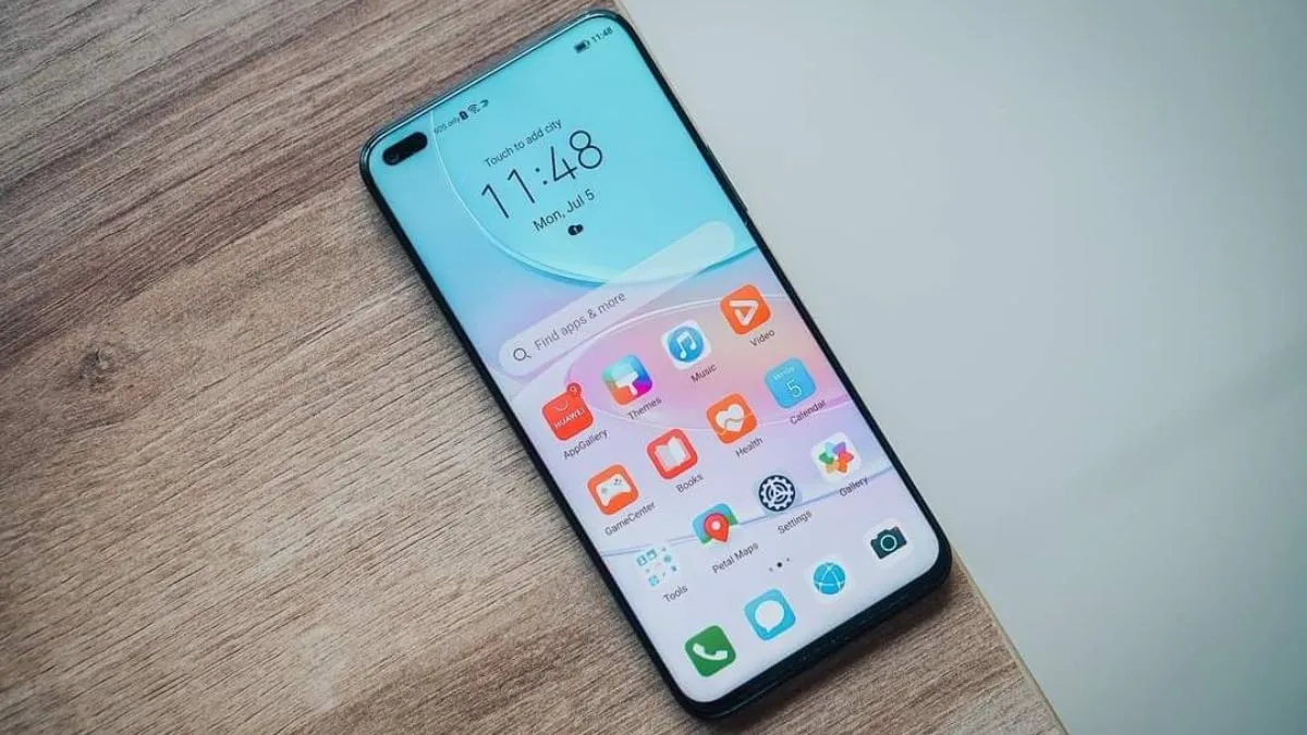 Huawei Nova 8i можно урвать за бесценок на Али. Это девайс с крутыми камерами и быстрой зарядкой