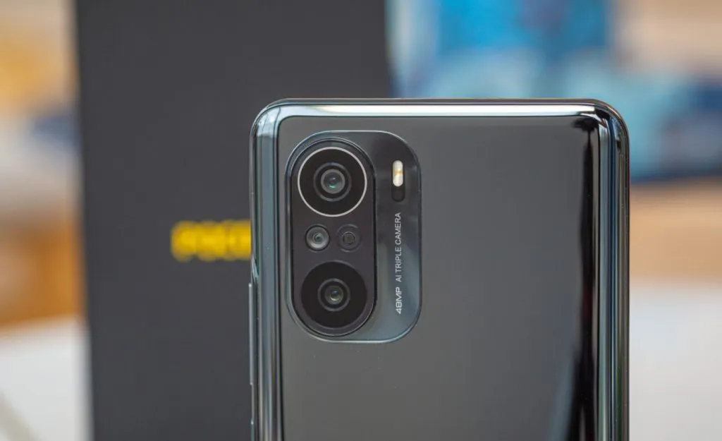 Xiaomi Poco F3 отдают по минимальной цене на Али. Экономим на покупке до 5 тысяч рублей