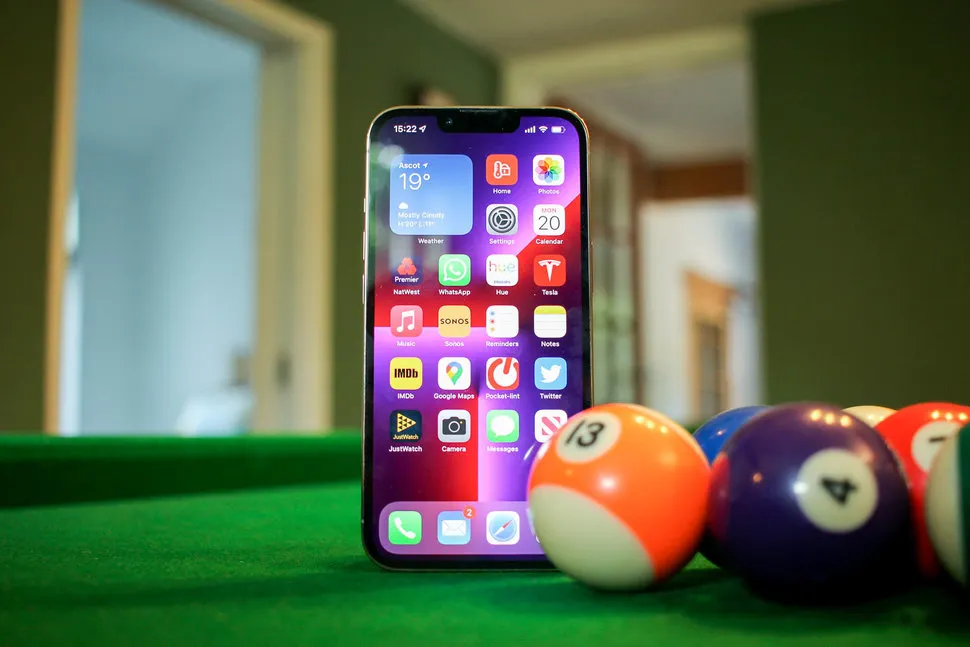 iPhone 13 радикально подешевел. Экономим на покупке до 10 тысяч рублей