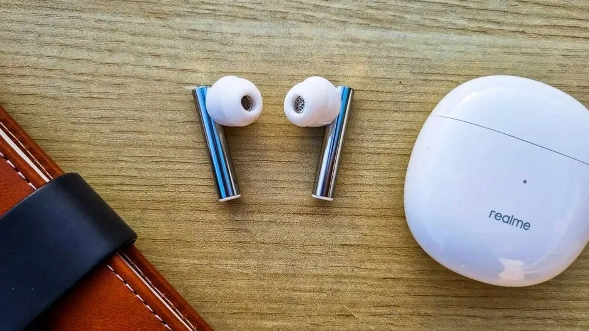 Realme Buds Air 2 отдают за бесценок. Это самые доступные TWS-наушники с активным шумоподавлением