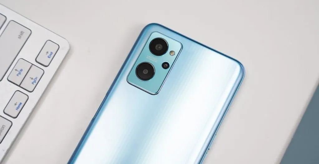 Новый Realme точно станет хитом. А мы уже знаем, как забрать его по лучшей цене