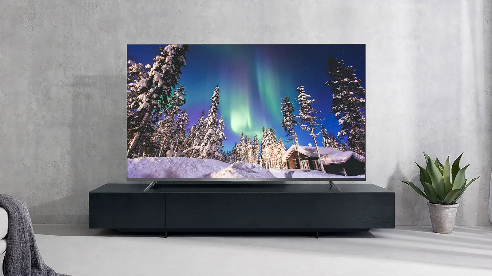 Телевизор TCL с огромной диагональю подешевел на Tmall. Вариант с 4K и Smart TV