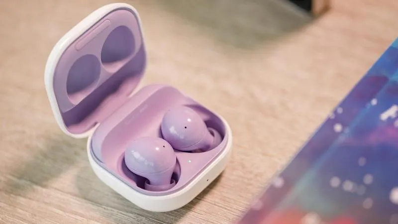 Samsung Galaxy Buds 2 висят за копейки на Маркете. Чем хороши эти наушники?