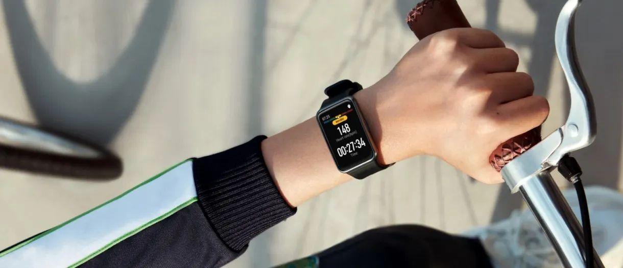 Берем Huawei Watch Fit по минимальной цене на Али. Это самые выгодные смарт-часы бренда