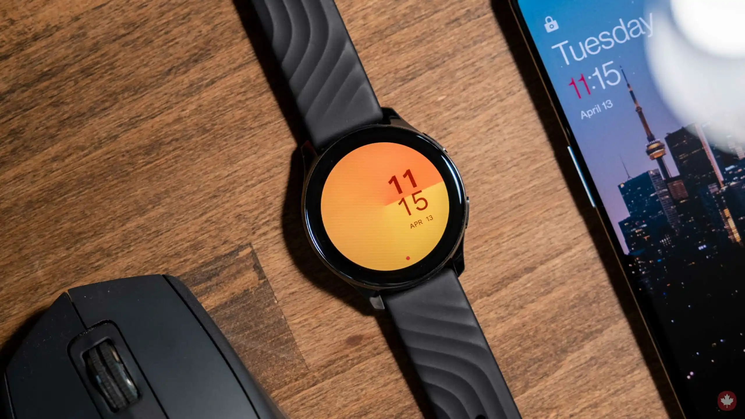 OnePlus Watch рухнули в цене до минимума на AliExpress. Чем хороши эти смарт-часы?