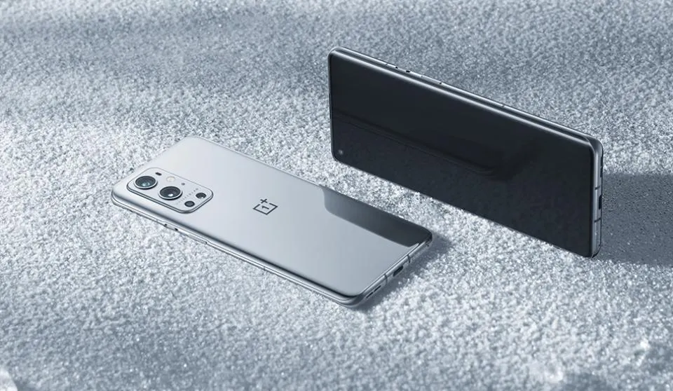 OnePlus 9 Pro сливают со скидосом на Али. Это бескомпромиссный флагман со 120-герцовым дисплеем