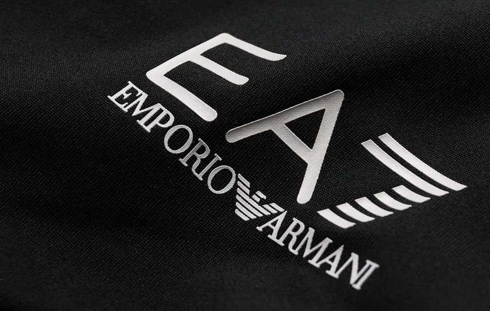 Оригинальные футболки от Armani подешевели на AliExpress. Их отдают за гроши