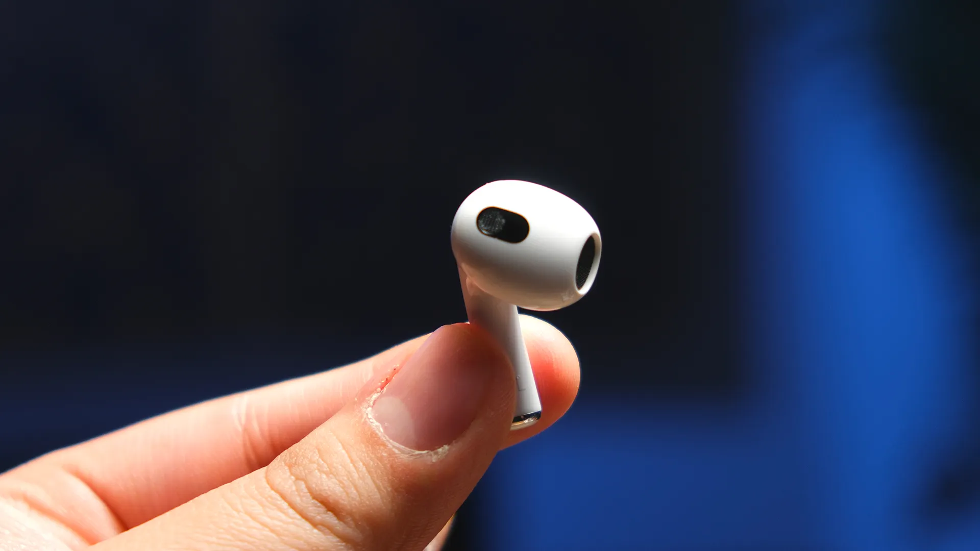AirPods 3 cтоят как никогда дешево. Пора хватать эту гарнитуру с бешеной автономностью