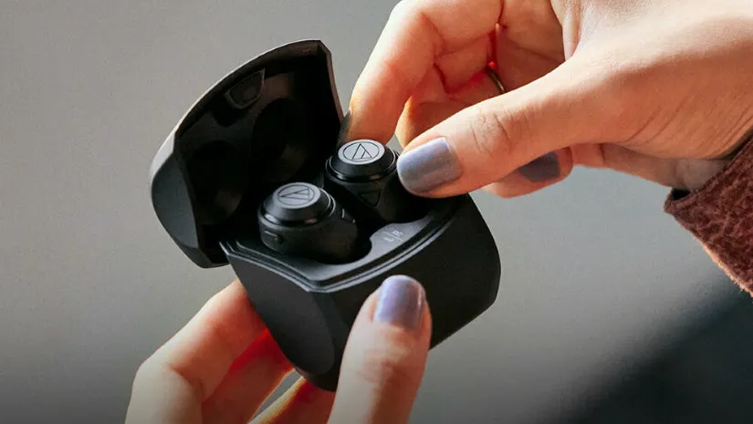 Audio-Technica выпустила убойные наушники. У них королевский аккумулятор – AirPods Pro не валялись рядом