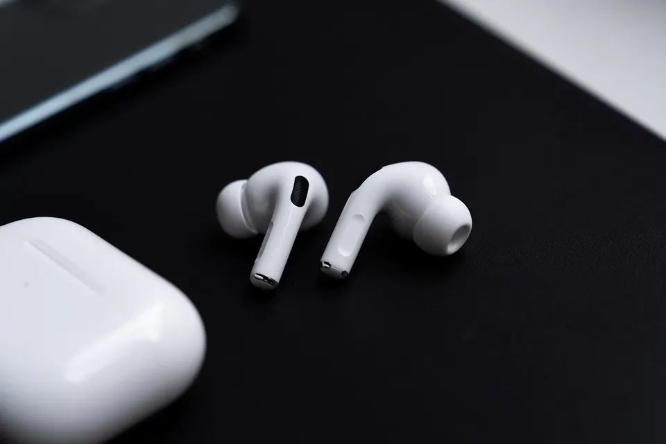 Все AirPods катастрофически подешевели. Где брать наушники по лучшим ценам?