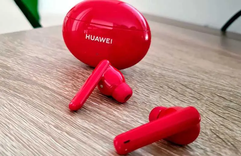 Самые выгодные наушники Huawei рухнули в цене. Однозначно стоит брать