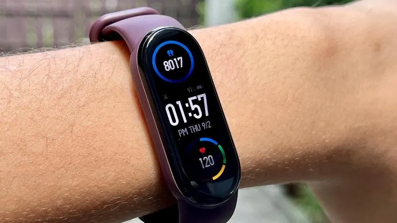 Xiaomi Mi Band 6 отдают за копейки на Али. Это лучший фитнес-браслет за свои деньги