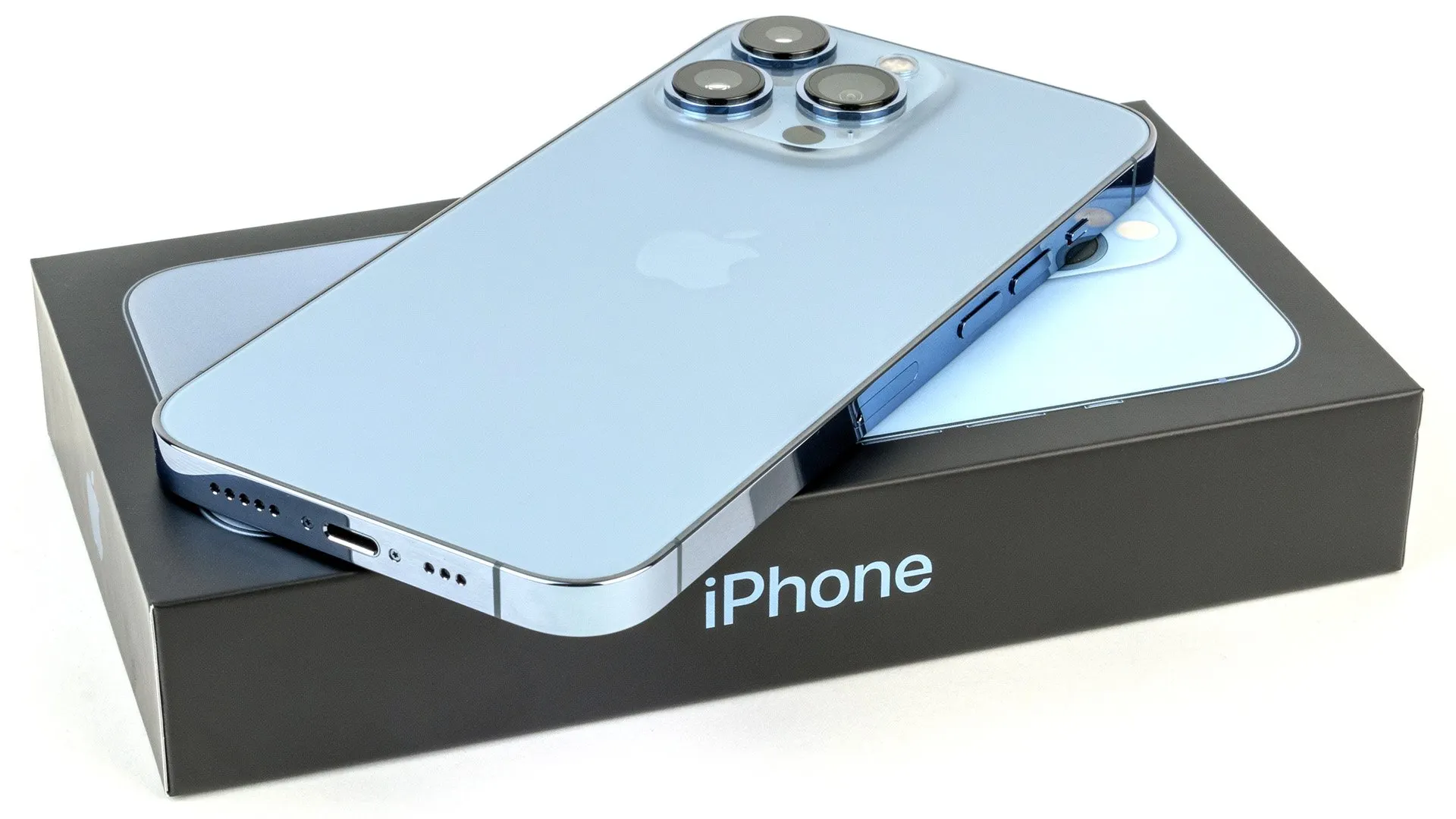 Видели, что с ценами на iPhone 13 Pro? Это кошмар