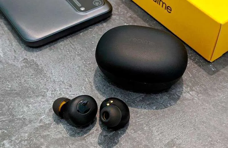 Берем Realme Buds Q за копейки. Это самые удобные бюджетные TWS-наушники