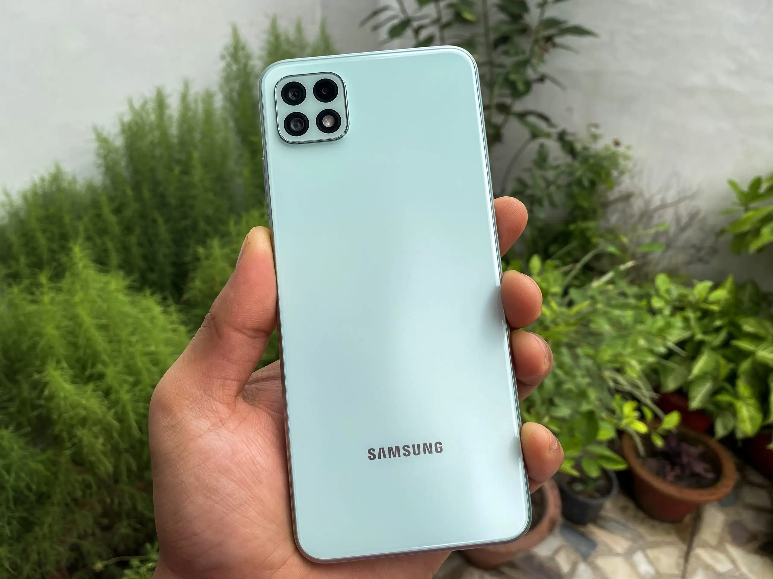 Об этом Samsung Galaxy никто не знает, но он очень неплох. Сейчас девайс доступен по лучшей цене