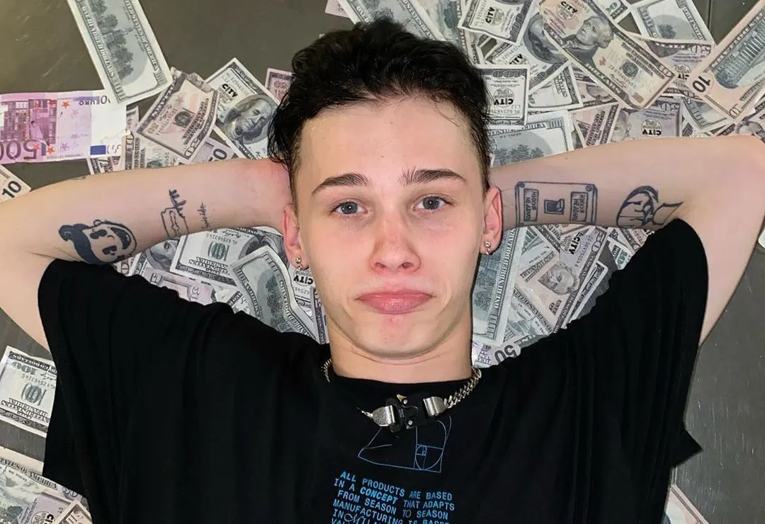 Российских блогеров отключили от TikTok. Даня Милохин пойдет на завод?