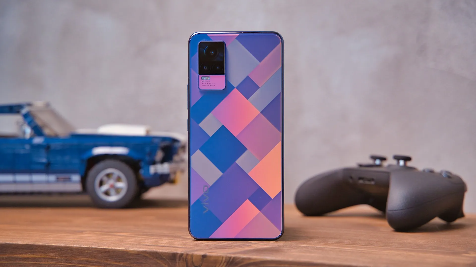 Недооцененный смартфон Vivo рвет конкурентов. У него крутая  фронталка и неплохой чипсет