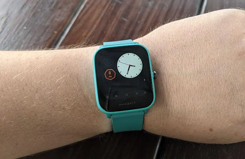Amazfit Bip U Pro еще можно купить по выгодной цене. Это суперкомфортные смарт-часы c кучей топовых фич