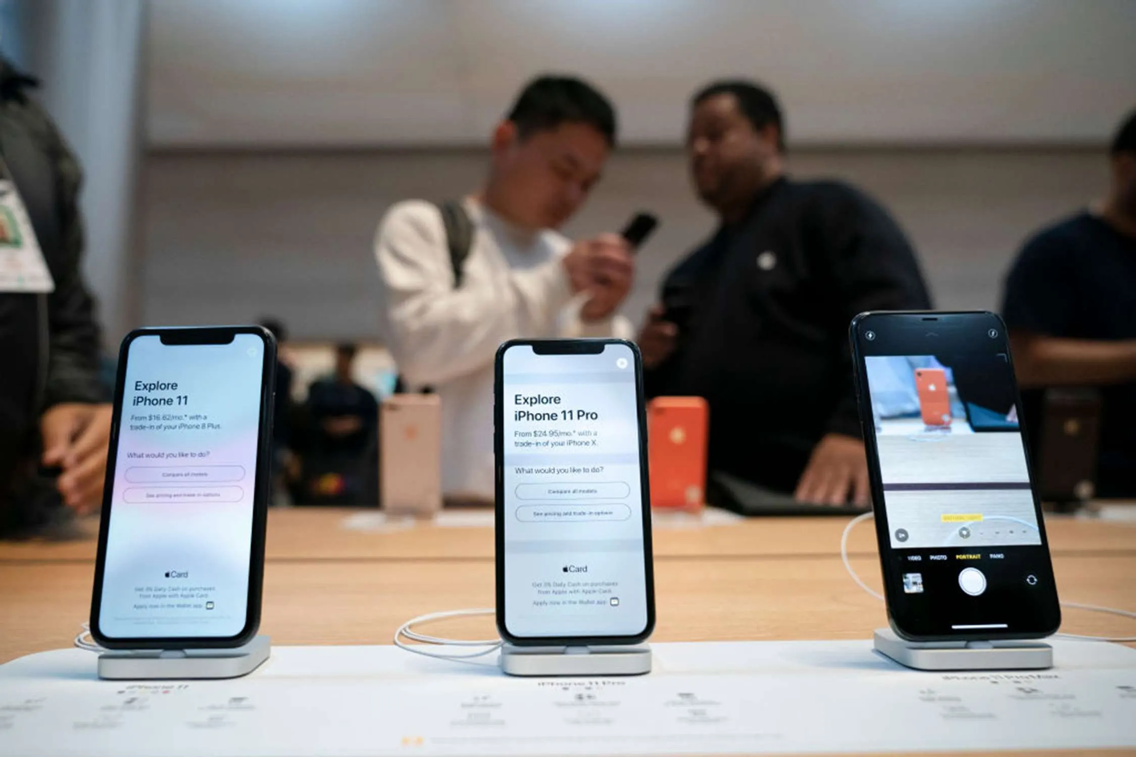 В России заканчиваются iPhone и другие девайсы. Что будет дальше?