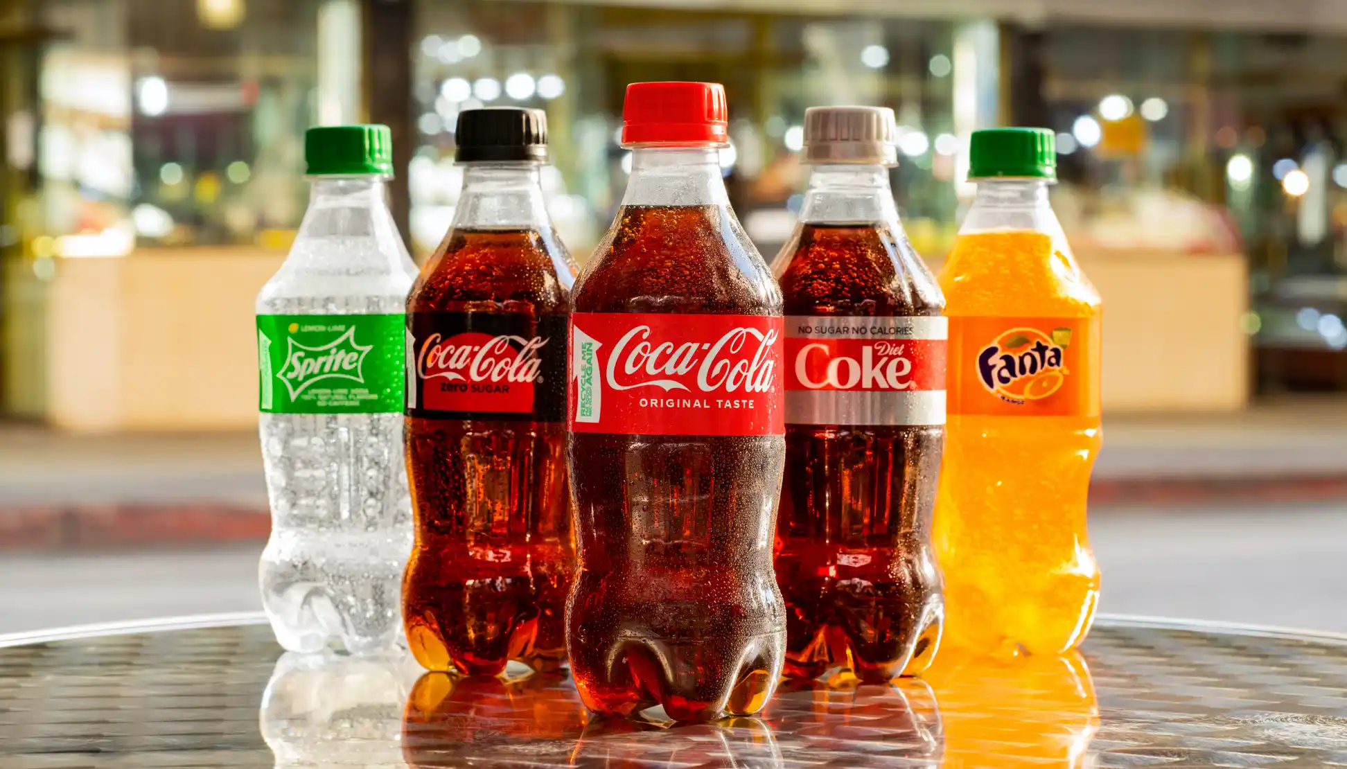 Coca-Cola и Pepsi ушли из России. Какие газировки пить вместо них?