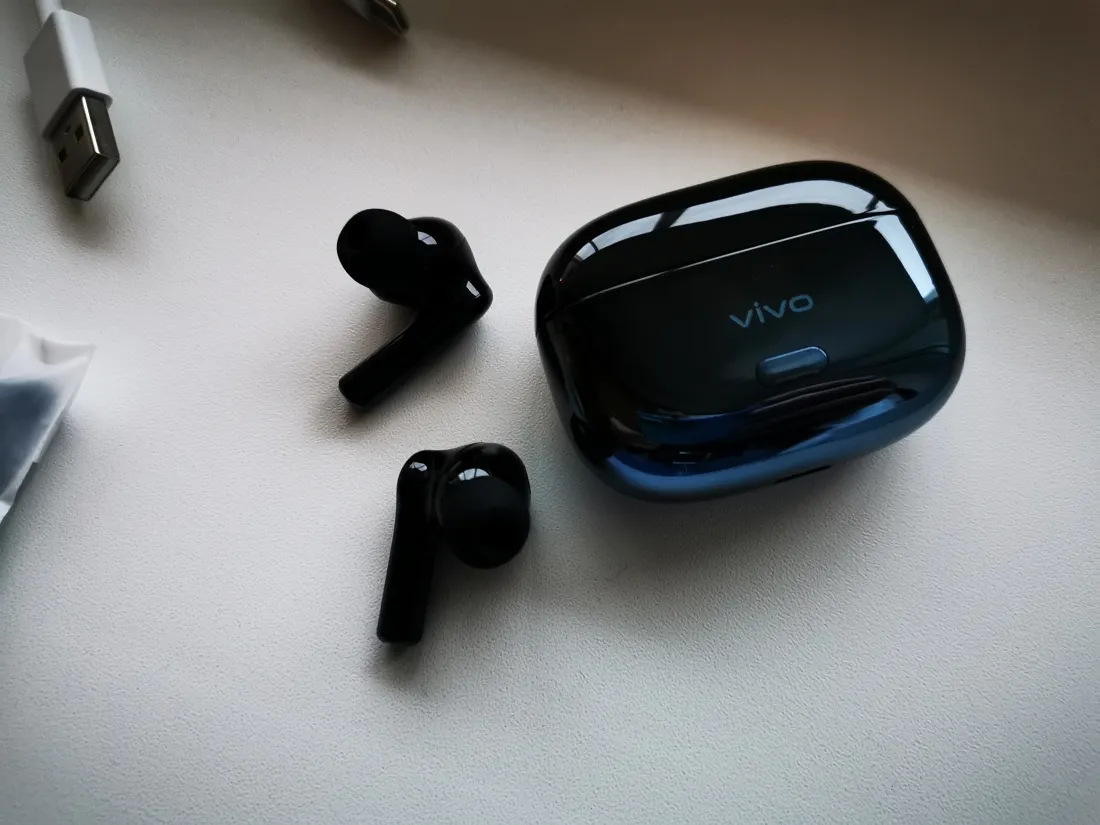 Неизвестный клон AirPods Pro рвет конкурентов. Это TWS-наушники с шикарной автономностью