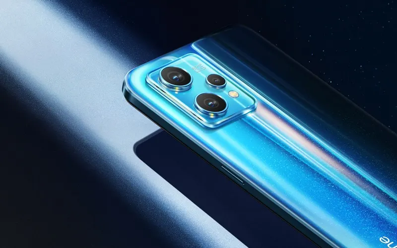 Свежий Realme 9 Pro отдают по акции на Маркете. Заказавших ждет крутой подарок