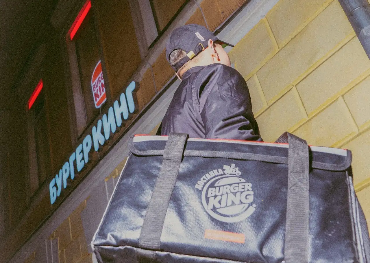 Burger King отказался от корпоративной поддержки в России. Что это значит и уйдет ли фастфуд?