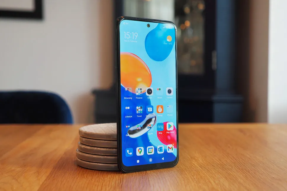 Xiaomi Redmi Note 11 снова подешевел на Маркете. Оптимальный выбор до 20 тысяч рублей