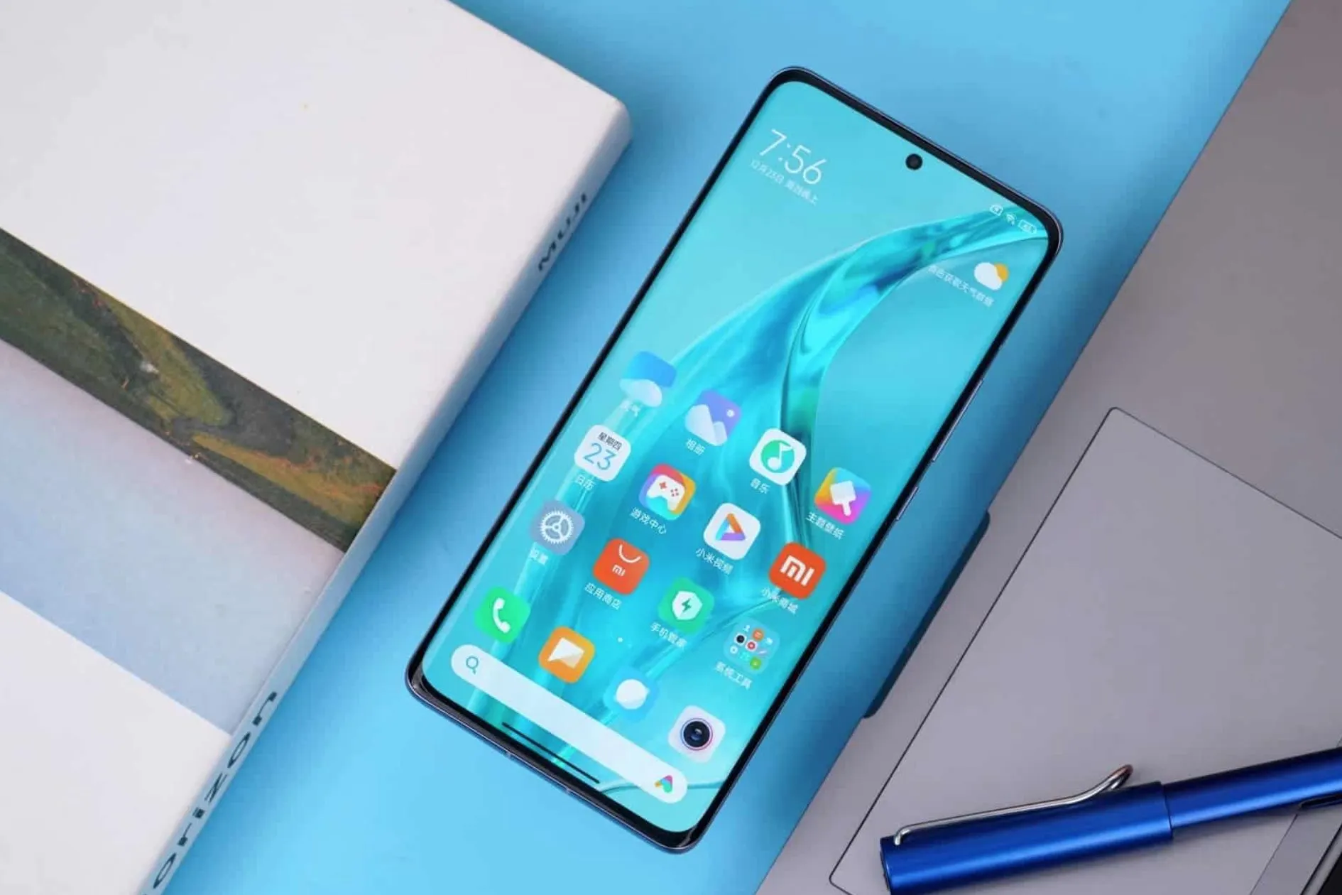 Xiaomi 12X приехал в Россию. Стоит ли брать – даже с подарком?