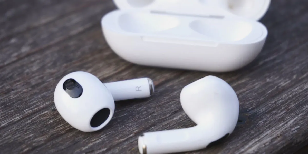 Берем AirPods 3 за адекватные деньги. Прайса ниже нет нигде