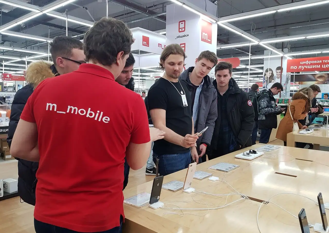 В «М.Видео» завозят технику без согласия правообладателей – всю, кроме Apple. Почему?