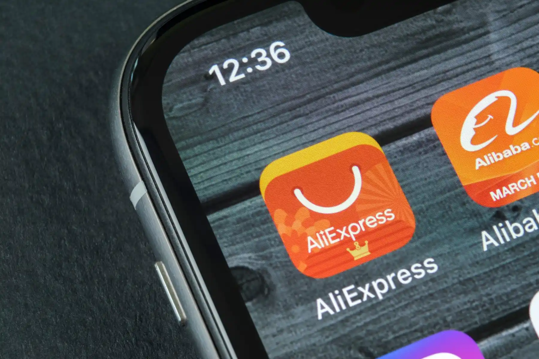 Где скачать приложение AliExpress с поддержкой Qiwi? И как это позволит сэкономить?
