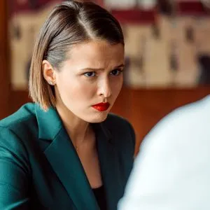 15 лучших российских сериалов. От чернушной «Школы» до «Метода» и «Мылодрамы»