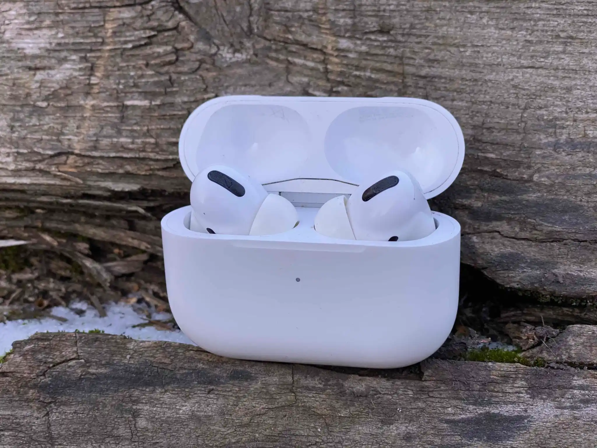 AirPods Pro 2 – будущий хит.  В Купертино решили уделать всех