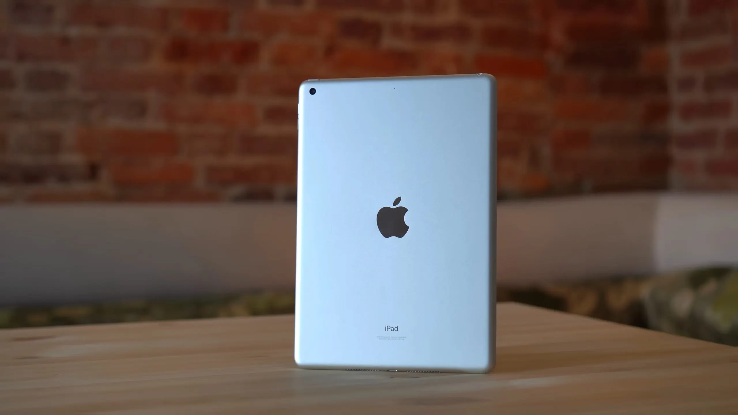 iPad мощно подешевел в России. Планшет отдают буквально за гроши