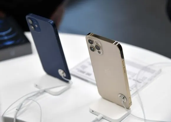 iPhone вернулись в «Связной». Мы нашли, где взять их на десятки тысяч дешевле