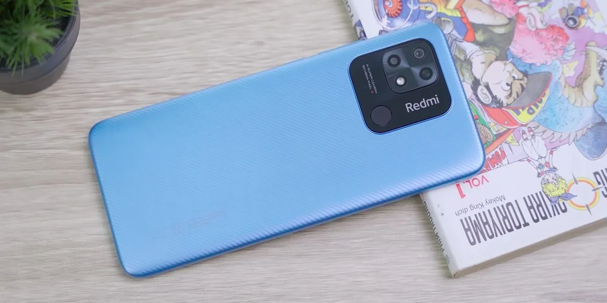 Этот Xiaomi Redmi — идеальный бабушкофон. Его отдают по рекордно низкой цене на Joom