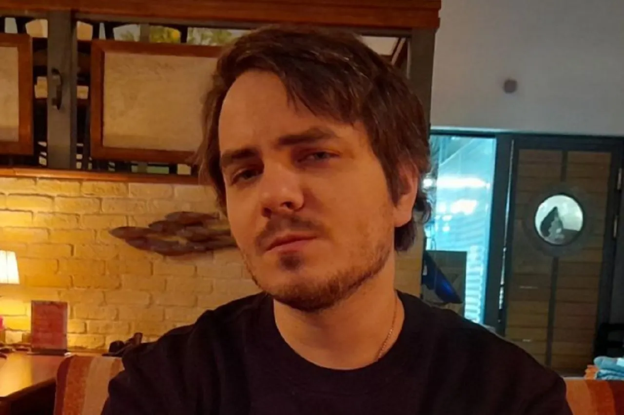 Илья Мэддисон заработал 860 долларов без единого видео. Мэд бросил пить и обещает новые стримы