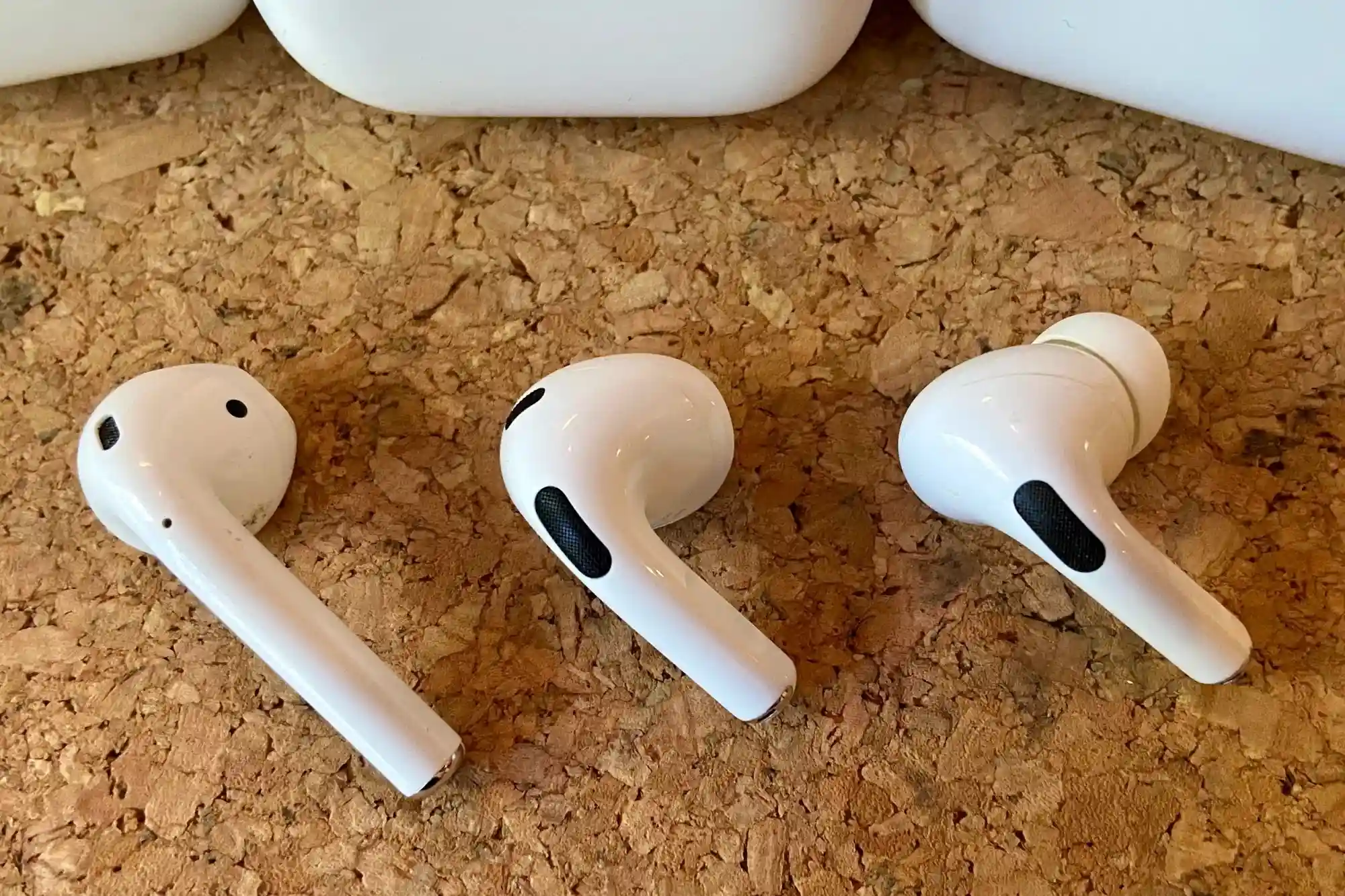 Все AirPods отдают со скидками на Joom. Надо брать прямо сейчас