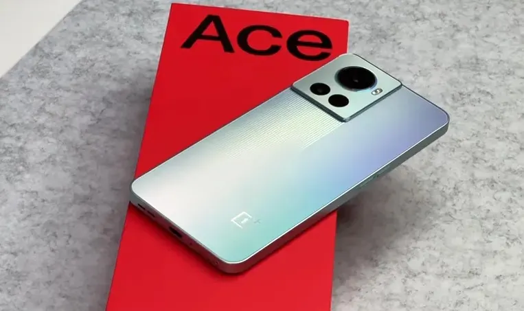 Этот OnePlus — лучший субфлагман бренда. Он продолжает дешеветь в России