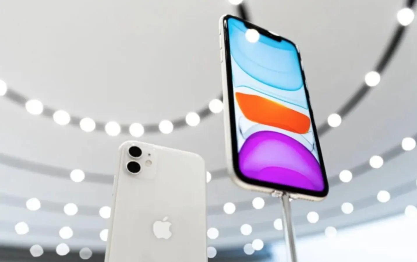 iPhone 11 подешевел до неприличия. Это исторический ценник