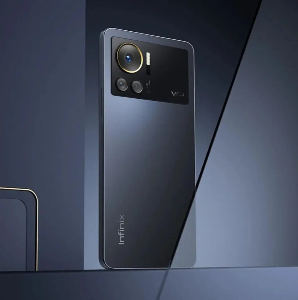 7 фишек Infinix Note 12 VIP. Молниеносная зарядка, топовый дисплей и другие плюсы