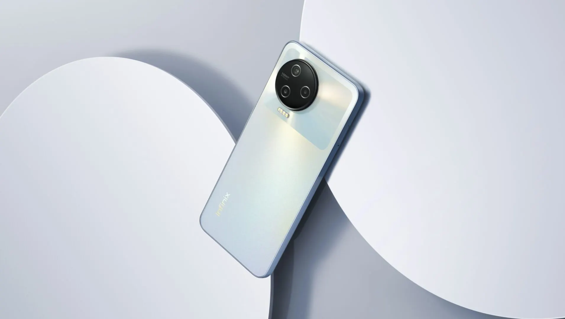 Убийца Realme и других хитов впервые подешевел в России. У него мощный процессор и дерзкая камера
