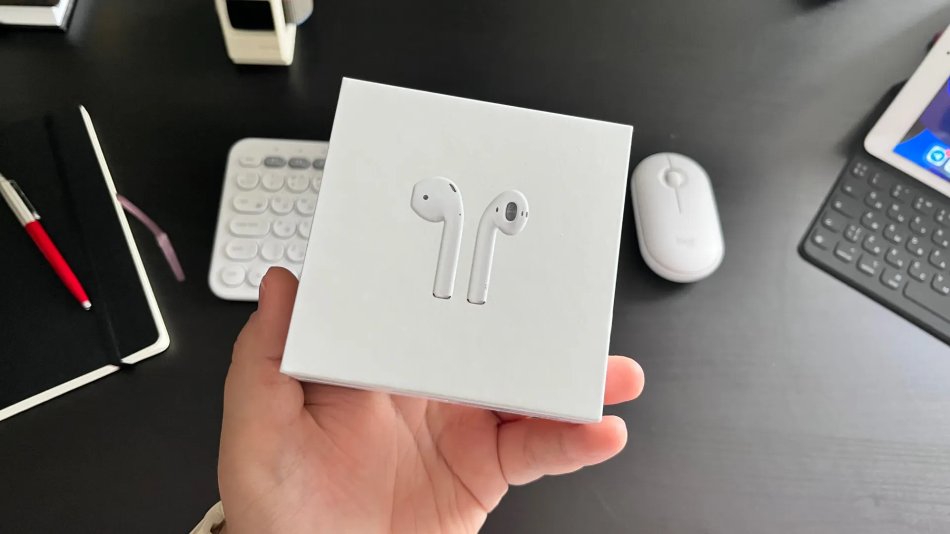 Радикально прокачиваем AirPods. Внезапные советы для владельцев всех поколений